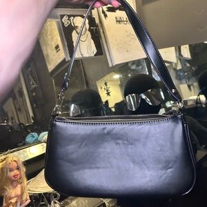 Simple Black Leather Shoulder Bag